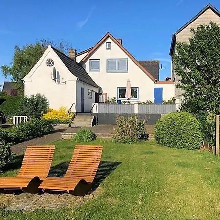 בית נופש Ferienhaus Friedas Fischerhuus *
